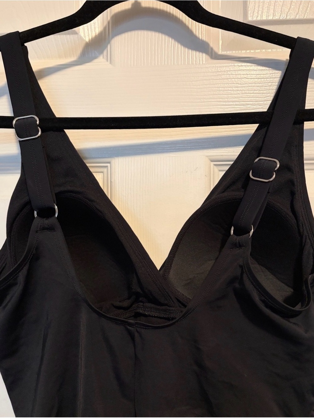Jantzen Women's Black
Slimming Ruched Tummy
Control One Piece Swimsuit - Picture 8 of 8